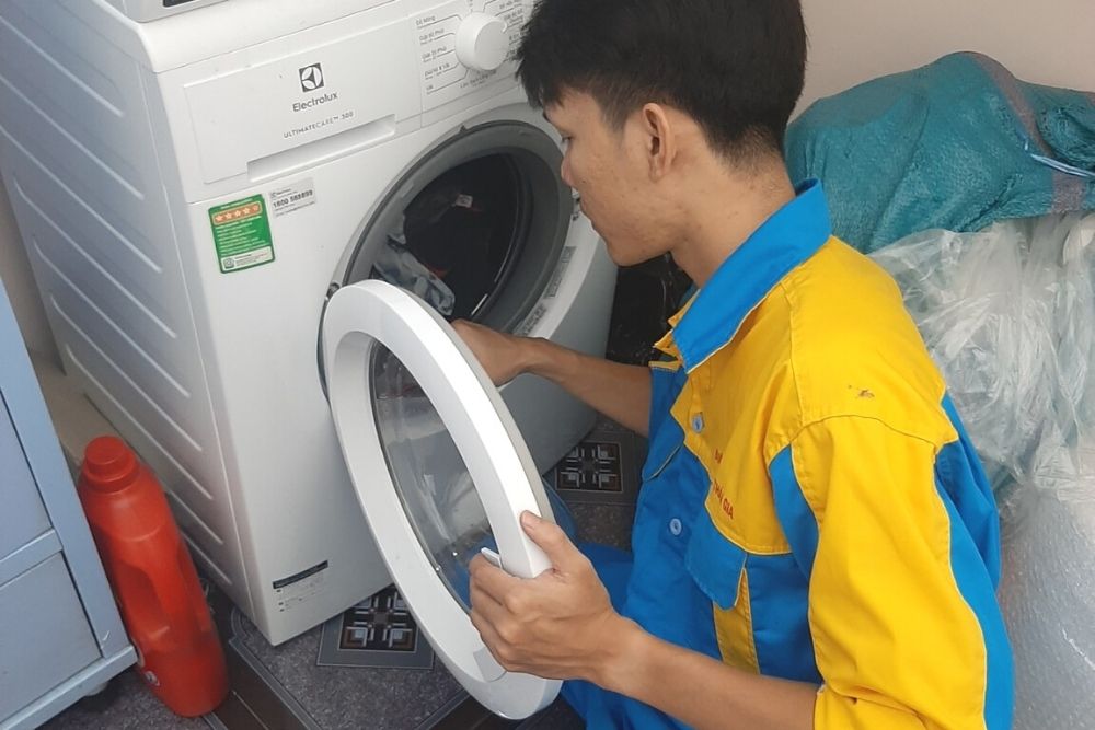 Điện Lạnh Khu Tên Lửa