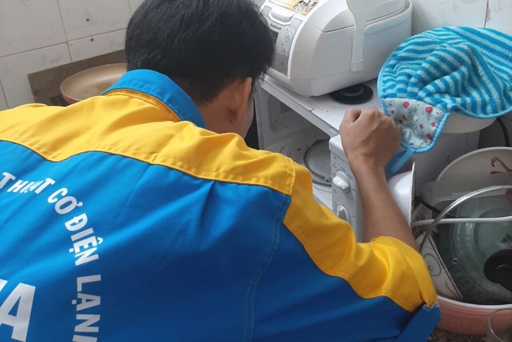 sửa lò vi sóng Bình Tân