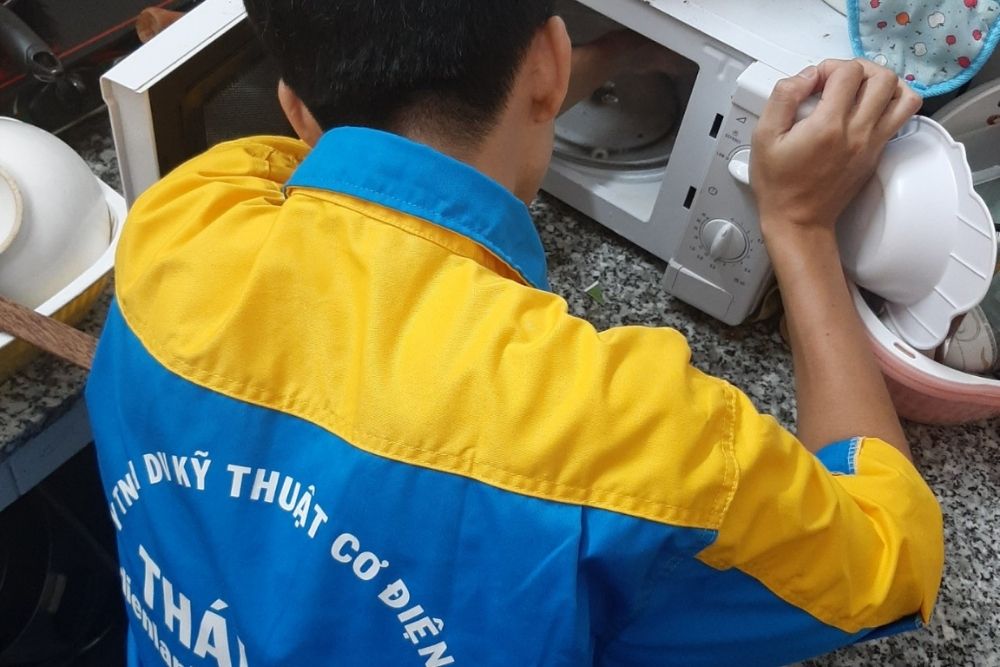 sửa lò vi sóng Bình Tân