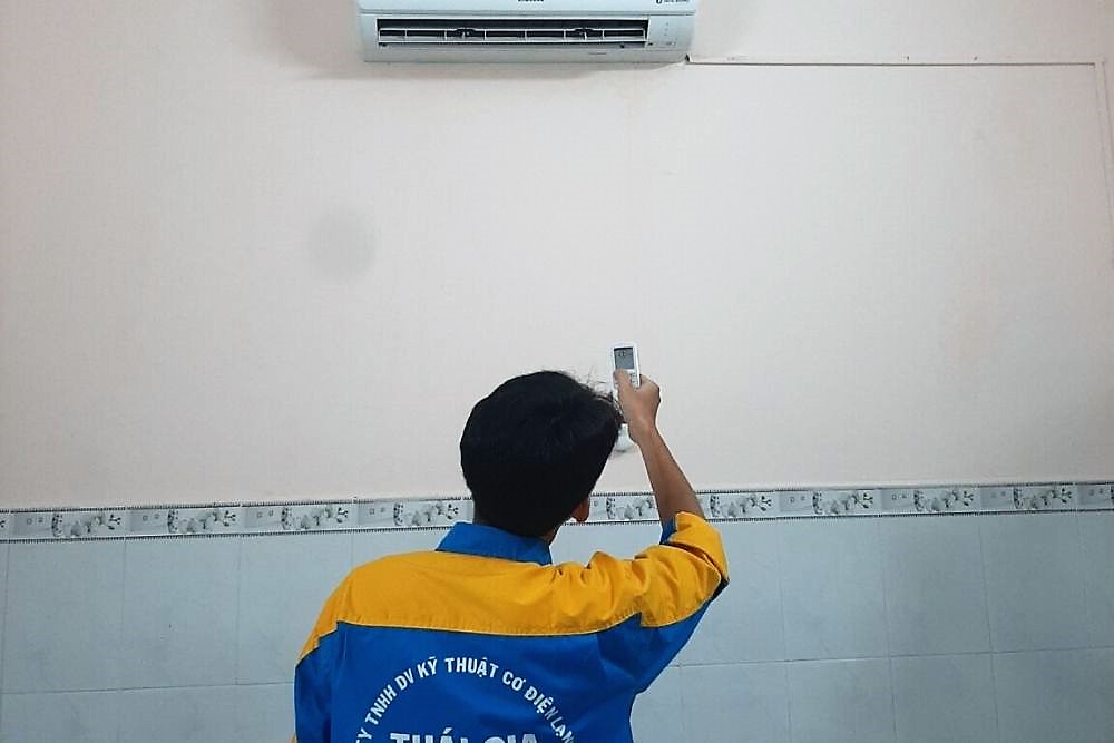sửa máy lạnh Bình Tân