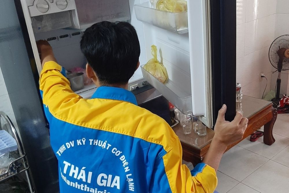 sửa tủ lạnh Bình Tân