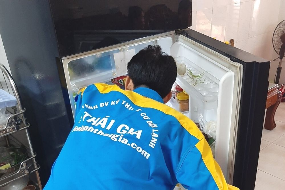 sửa tủ lạnh Bình Tân