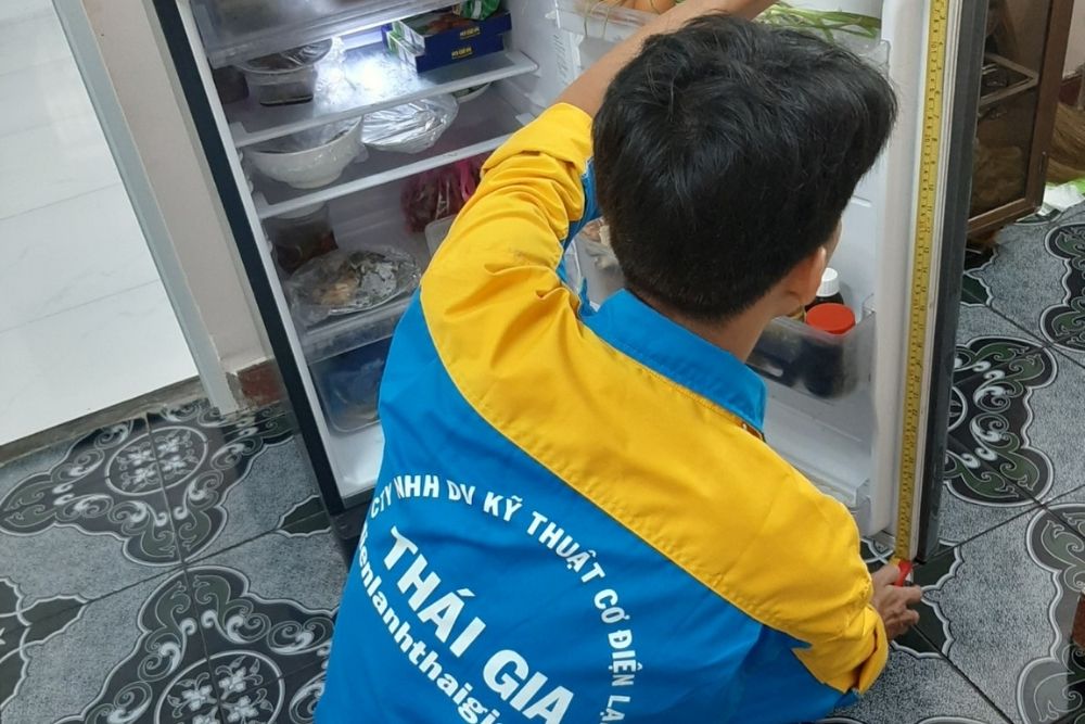 thay ron tủ lạnh Bình Tân