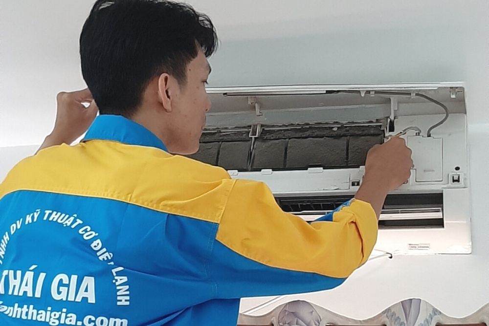 vệ sinh máy lạnh tại Hồ Chí Minh
